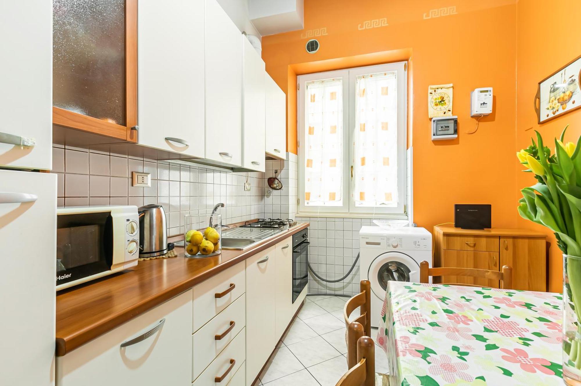 Ballaro Market Cozy